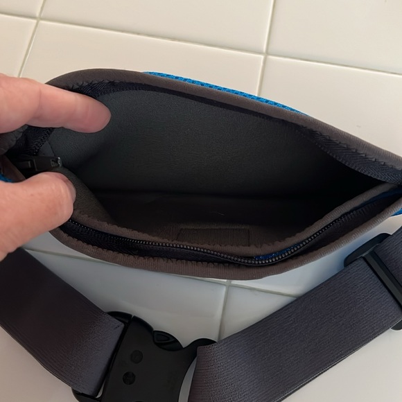 Amphipod lite running belt EUC - Picture 3 of 4